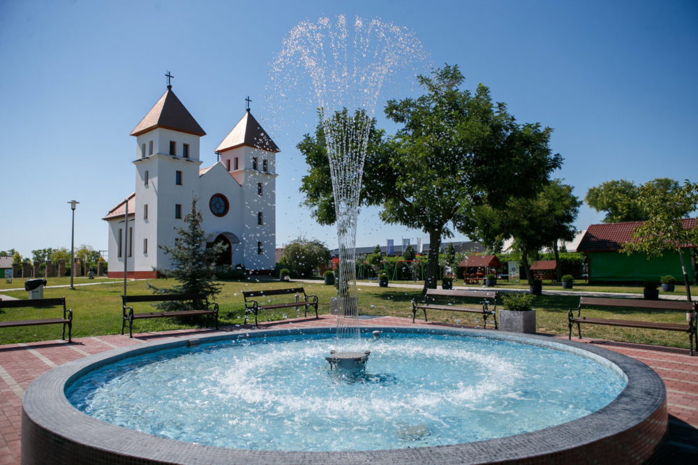 Megnyílt a Kárpát-medencei Háló tábor Tasson