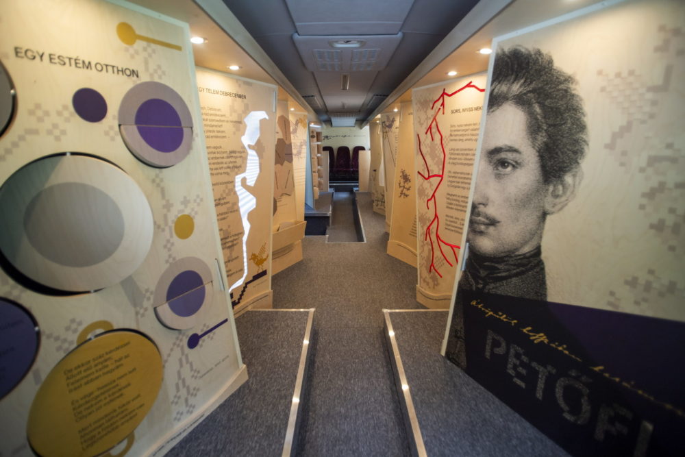 Petőfi 200: türk alkotók képeiből nyílik kiállítás