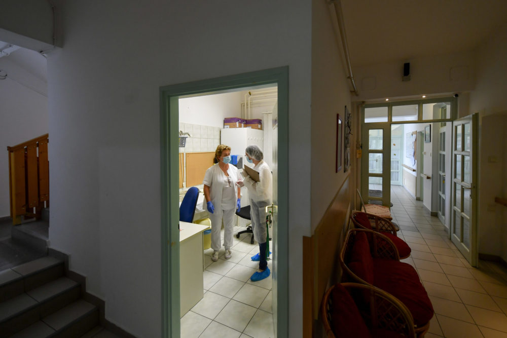 Nem kell pályázniuk a rezsitámogatásért az állami feladatot ellátó civil szervezeteknek