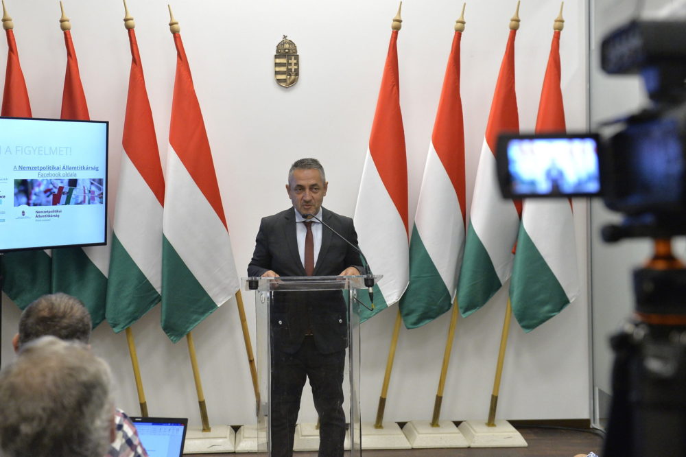 A külhoni magyarság folytonosan támaszkodhat az anyaországra