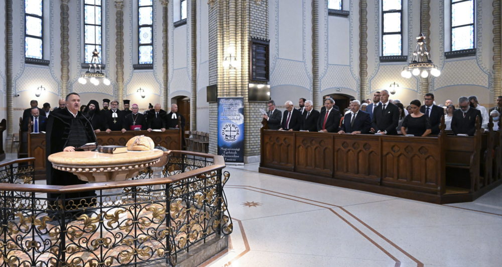Ökumenikus istentiszteletet tartanak Budapesten az ünnep előestéjén