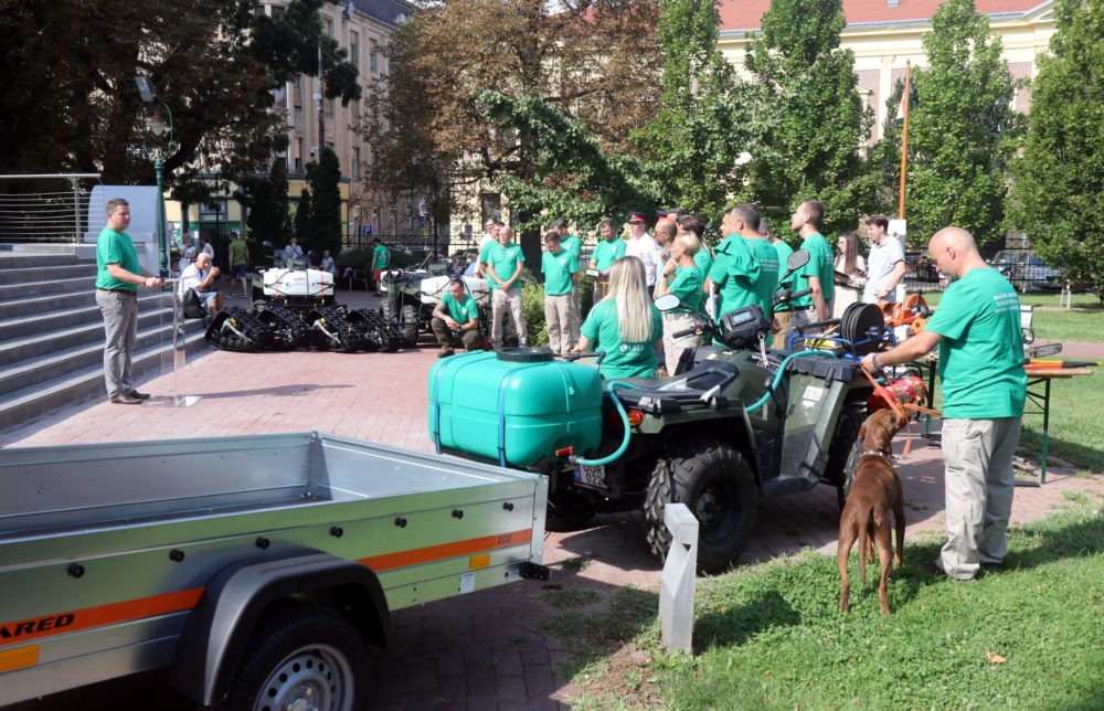Új eszközöket vett a református szeretetszolgálat mentőcsoportja