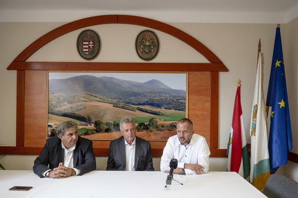 Gyopáros Alpár: a valós igényekhez igazodik a Magyar falu program