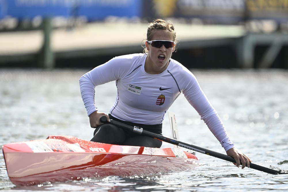 A kenus Kisbán Zsófia ezüstérmes 5000 méteren