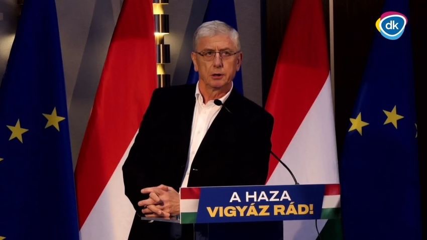 Gyurcsány nagyívű beszéde: „A boltban hazafias dallal nem lehet borért fizetni”