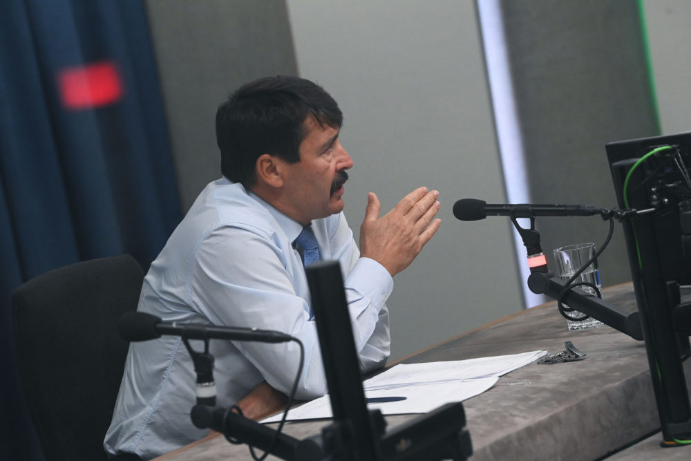 Áder János: Az egész világon probléma, hogy kizsigerelik a termőföldet