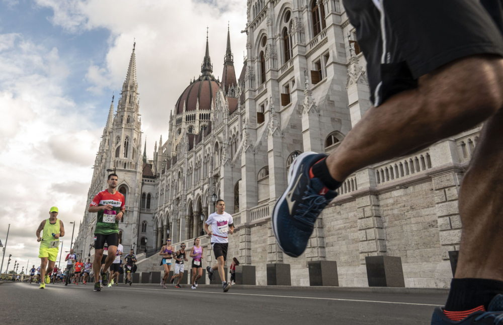 Több mint tízezren neveztek a Wizz Air Budapest félmaratonra