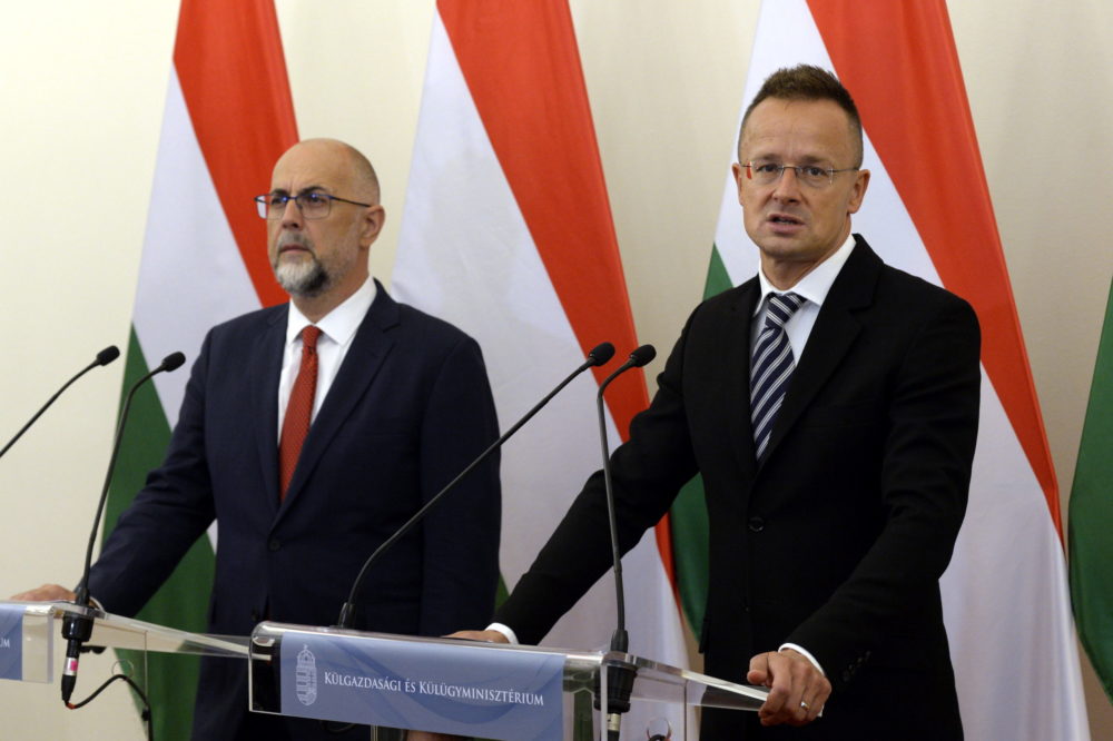 Szijjártó Péter: A magyar külpolitika szíve közepe a nemzetpolitika