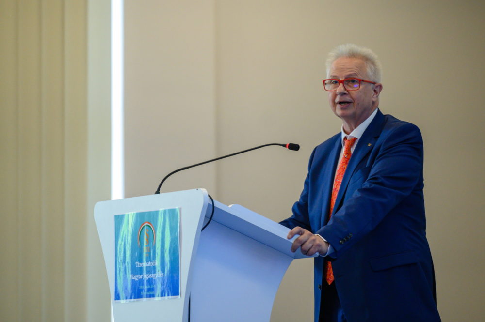 Trócsányi László: Érdemi vitára van szükség Európa jövőjéről