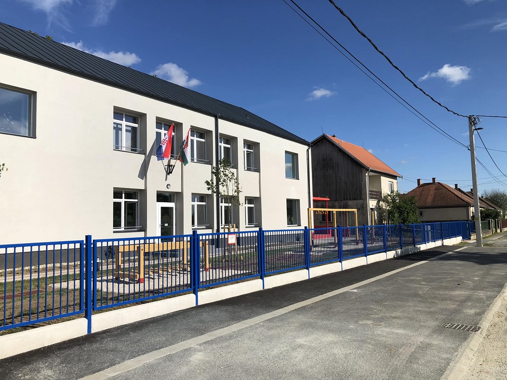 Gyopáros Alpár: hazánkban reneszánszukat élik az őshonos nemzetiségi közösségek