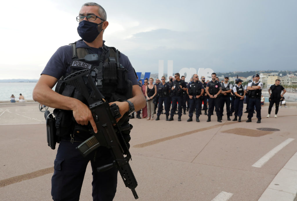 A legmagasabb szintű terrorkészültséget vezették be Franciaországban