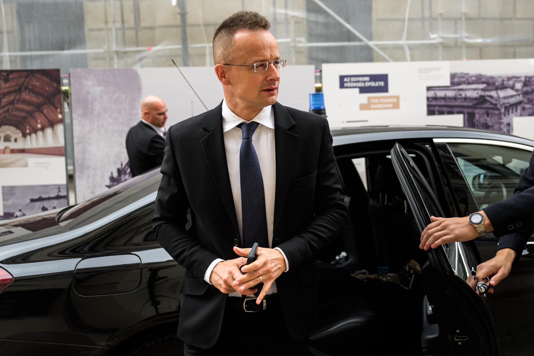 Szijjártó Péter: Az emberiség válságról válságról bukdácsol