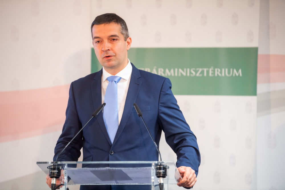 Feldman Zsolt: Brüsszel tehetetlen az európai gazdák védelme tekintetében