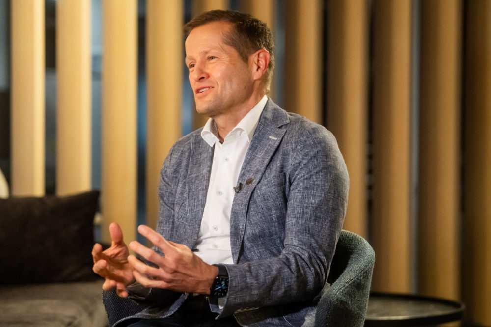 Kovács Zoltán a Nobel-díjas Krausz Ferenccel beszélgetett podcastjában