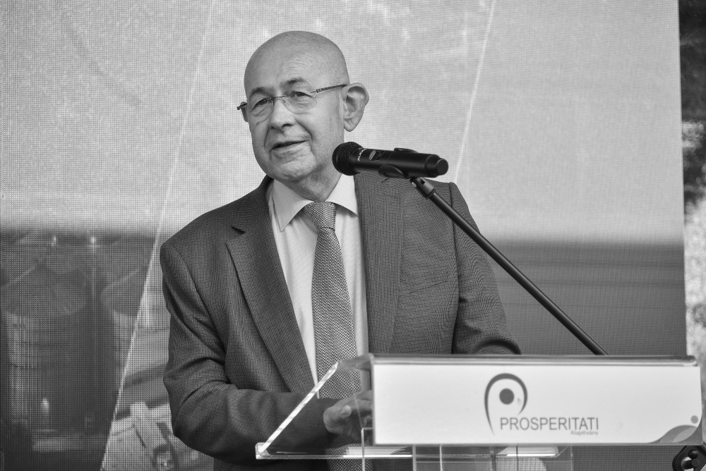 Emlékművet tervez emelni Pásztor István tiszteletére Alekasandar Vucic