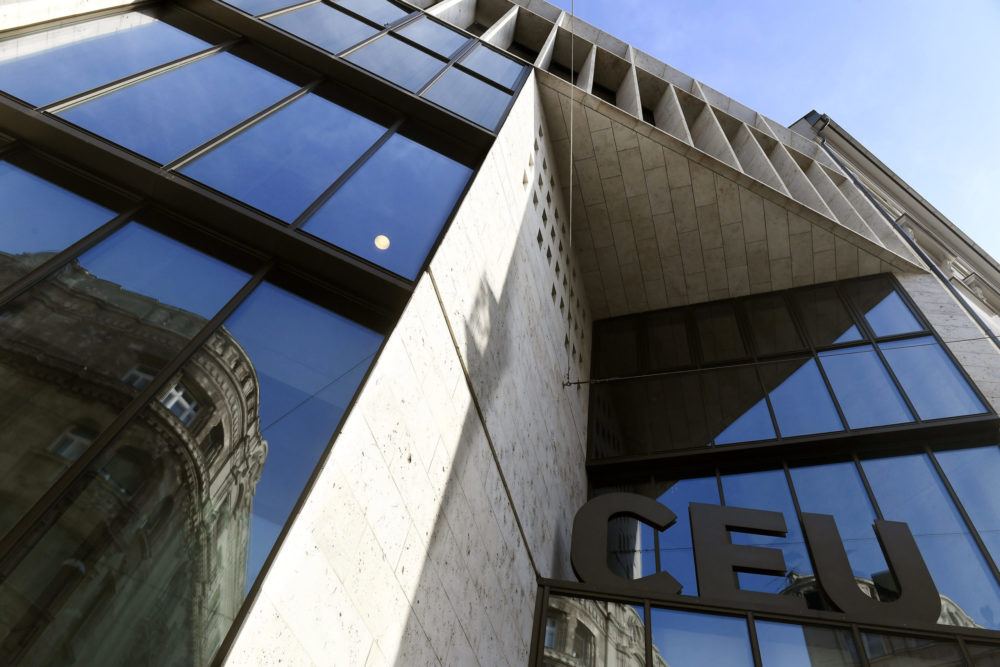 Nemkívánatosnak minősítették a CEU-t Oroszországban