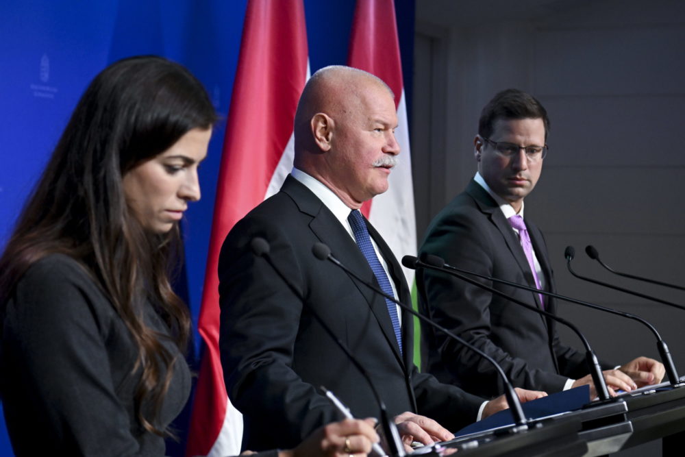 Kormányinfó – Jön a csok plusz, változnak a családtámogatások