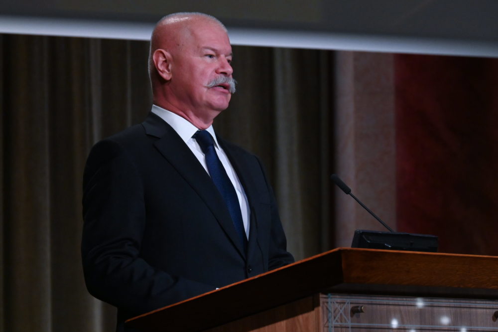 Csák János: Identitás nélkül nincs cselekvőképesség