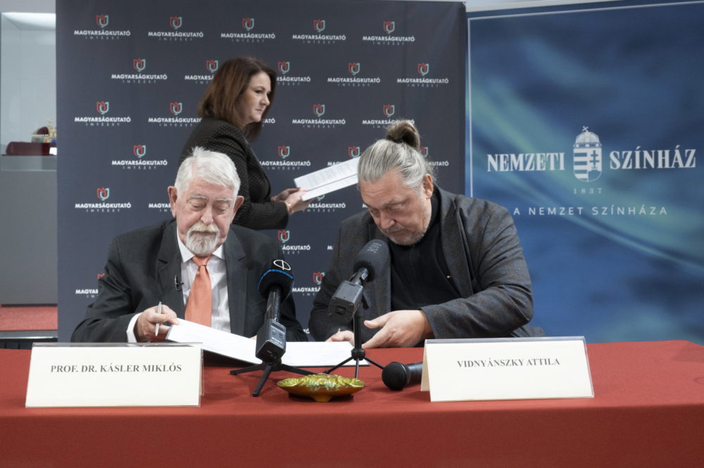 Együttműködik a Magyarságkutató Intézet a Nemzeti Színházzal