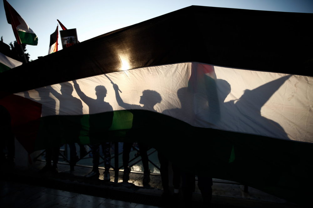 Magyarországon is emelhetik a terrorellenes készültséget