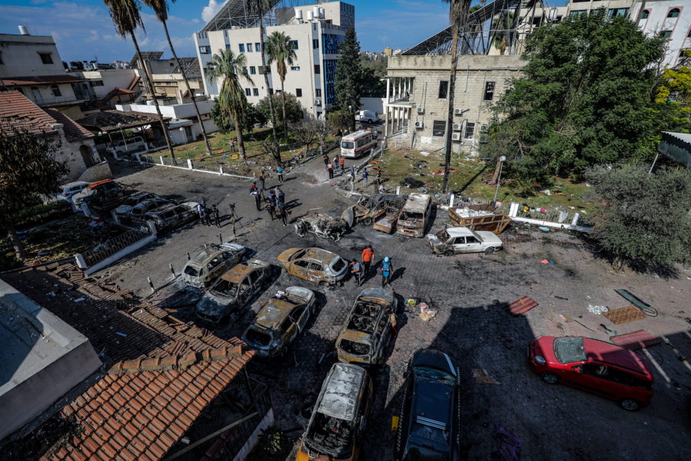 Brit hírszerzés: Gázából indított rakéta csapódott az al-Ahli kórházba