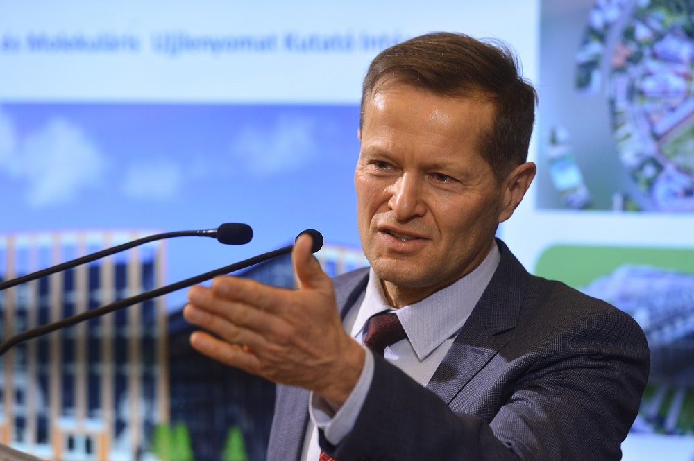 Újabb nagyszerű siker: még egy magyar tudós kap Nobel-díjat