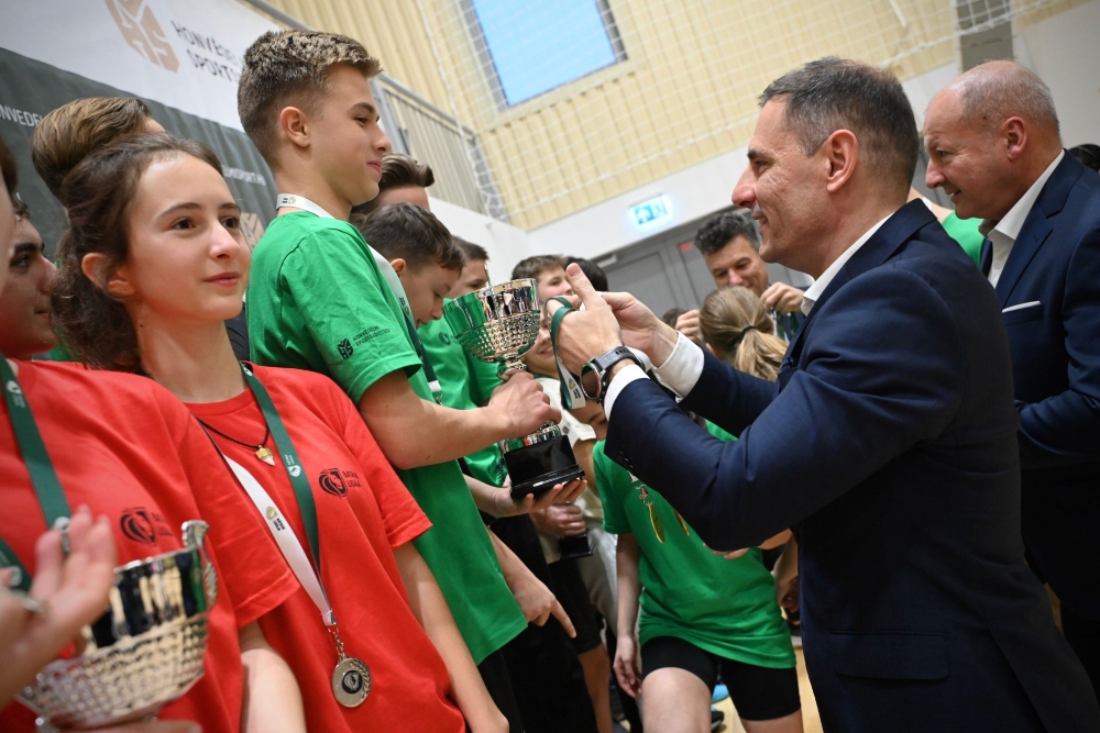 A Bátrak Ligája fóti állomásának győzteseit köszöntötte Tuzson Bence