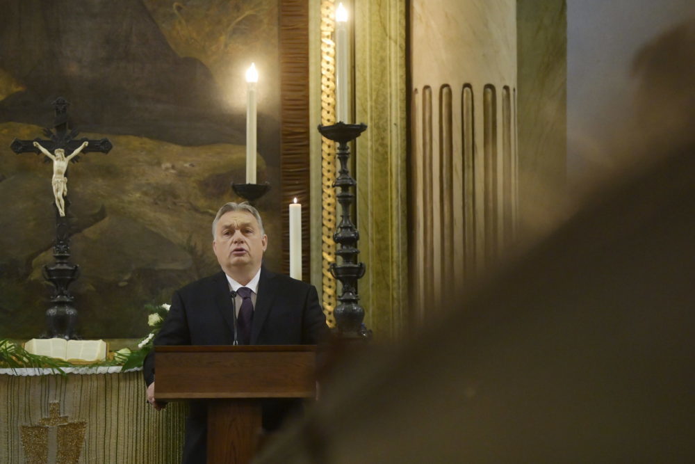 Orbán Viktor beszédet mond Pásztor István temetésén