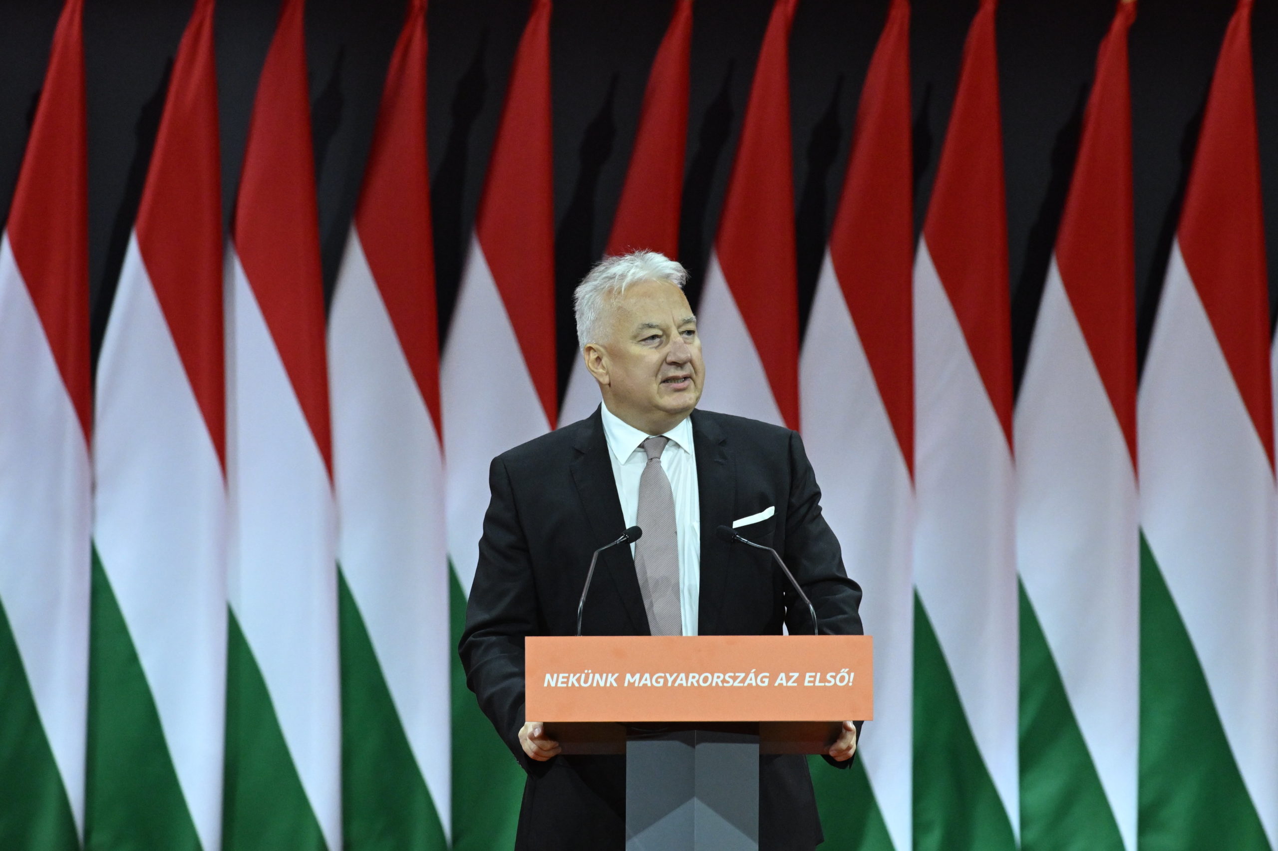 Semjén Zsolt: A magyar állam minden külhoni magyar közösséget támogat