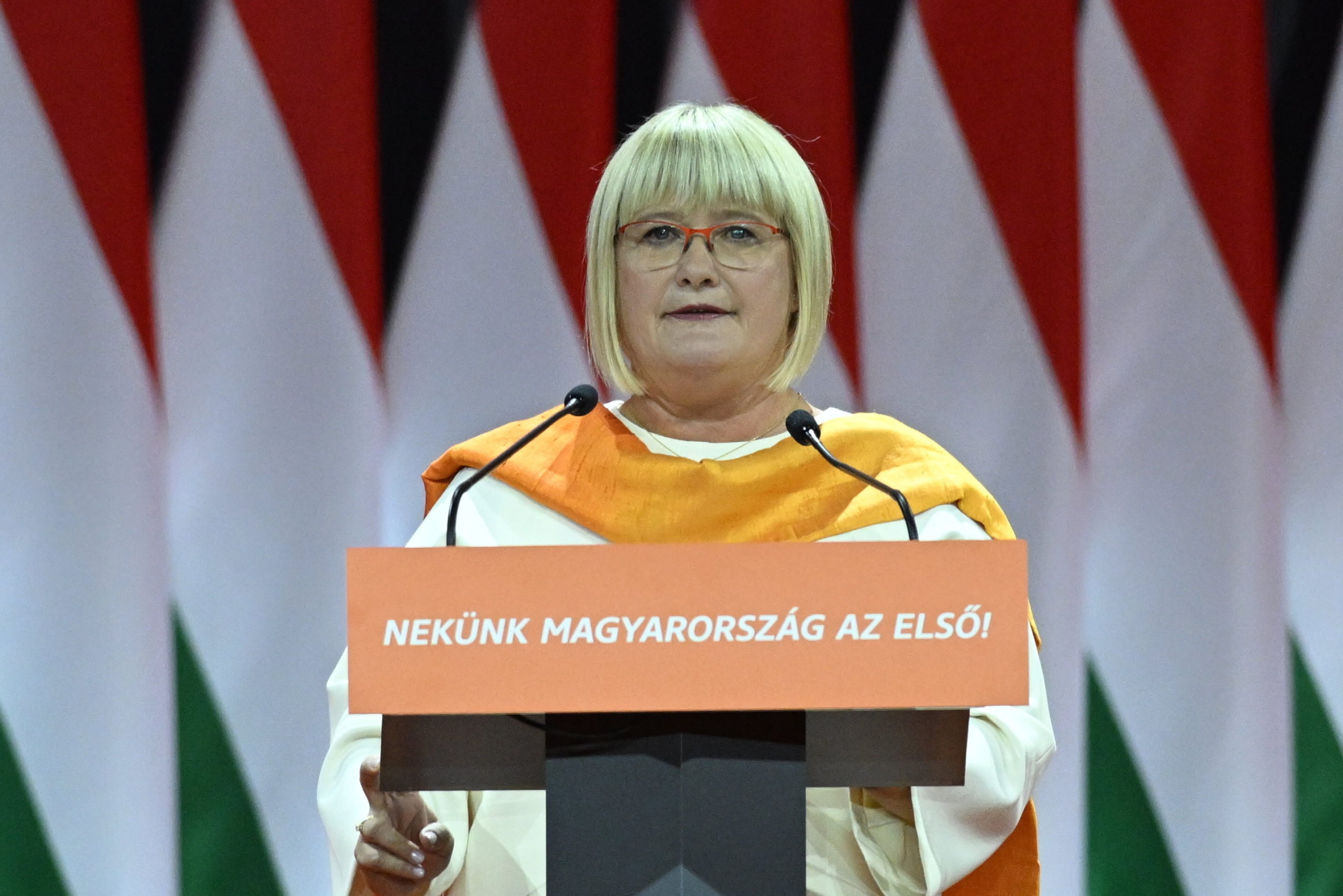 Brüsszel és a hazai baloldal a genderlobbi oldalára állt