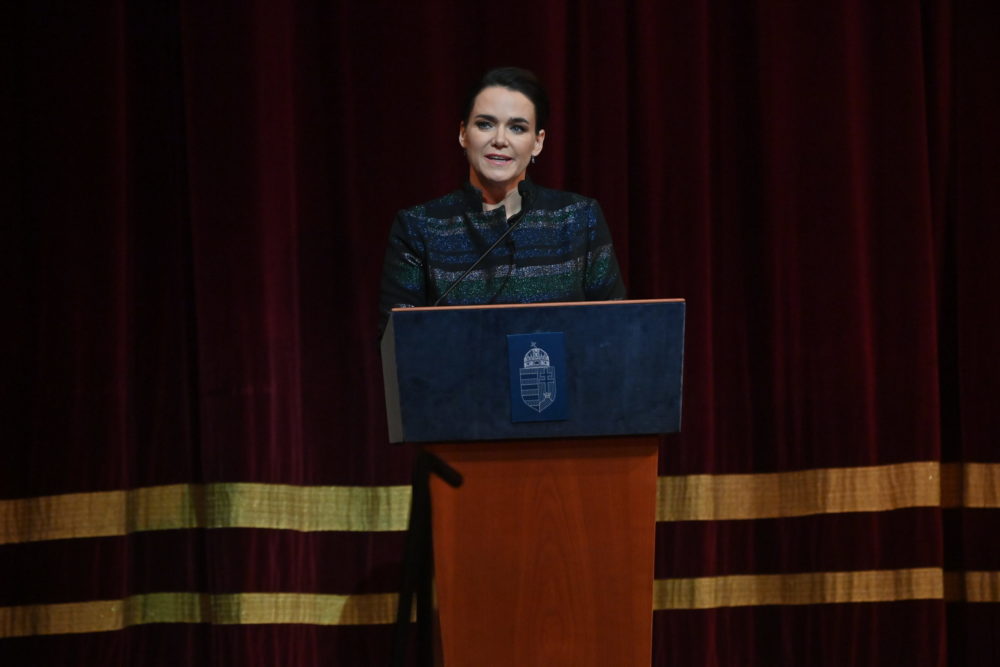 A magyar nemzet szíve kezdett el a Duna két partján dobogni