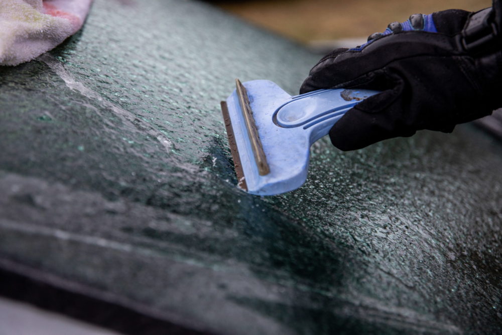 Piros riasztást adtak ki négy vármegyében ónos eső miatt