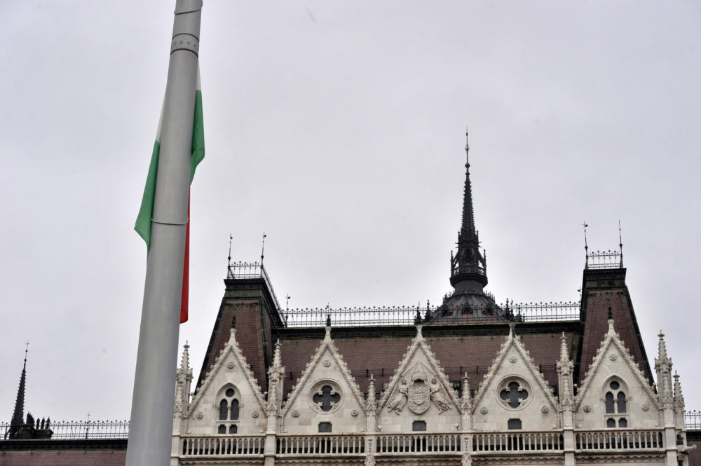 Forgalmi változások lesznek Budapesten a nemzeti gyásznapon