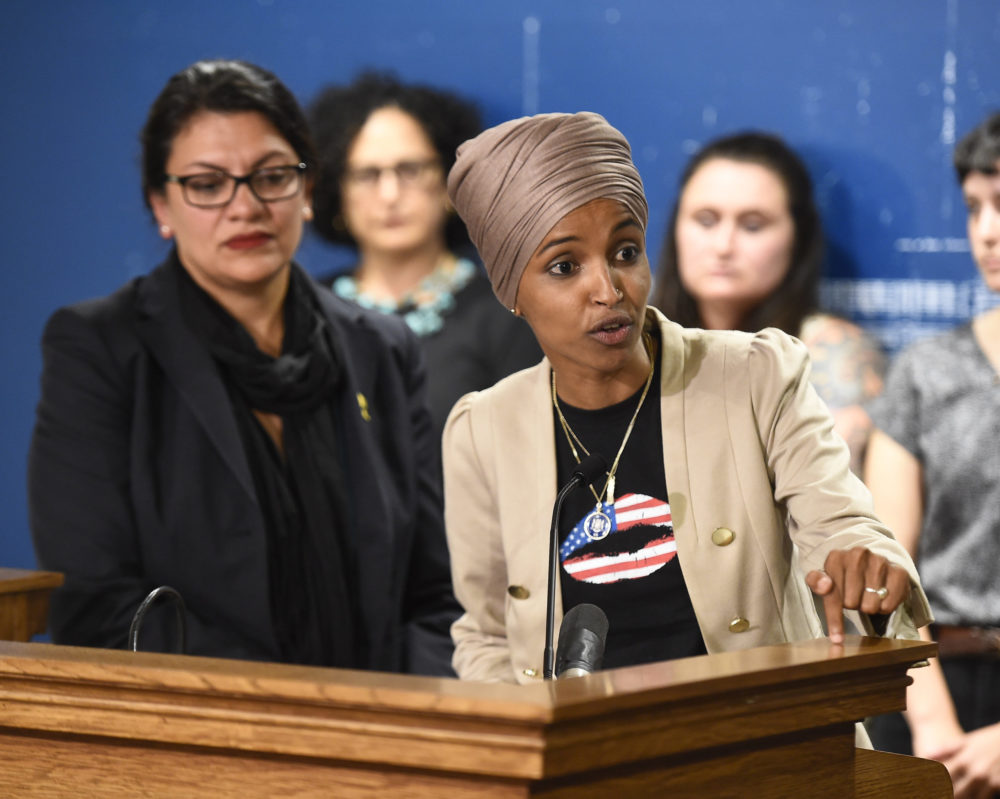 Palesztin-párti képviselőt ítélt el az amerikai képviselőház