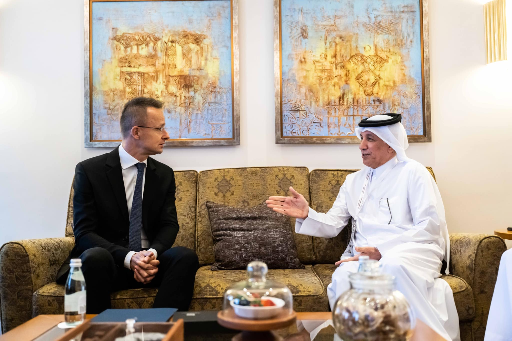 Magyar állampolgársággal rendelkező nő is van a kiszabadult túszok között