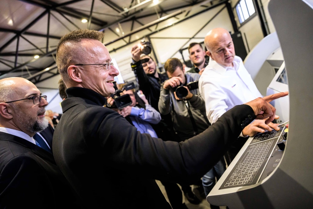 Szijjártó Péter: Sokat jelentett Magyarország és Szerbia összekapaszkodása