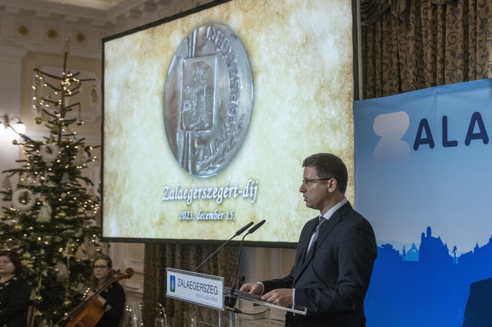 Gulyás Gergely: Magyarország magyar és európai ország akar maradni