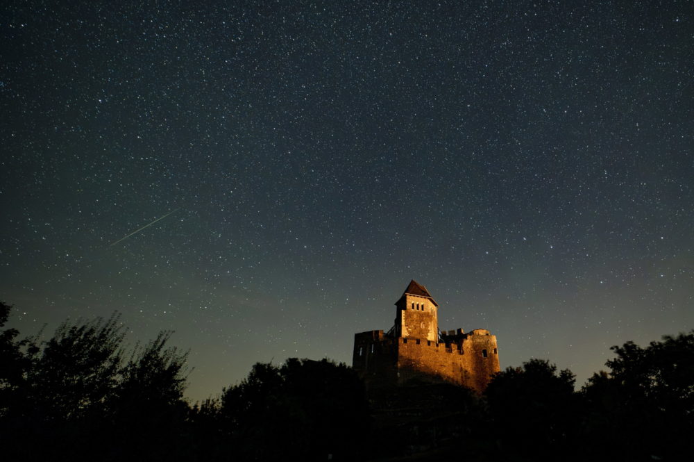 Látványos csillaghullás várható január elején