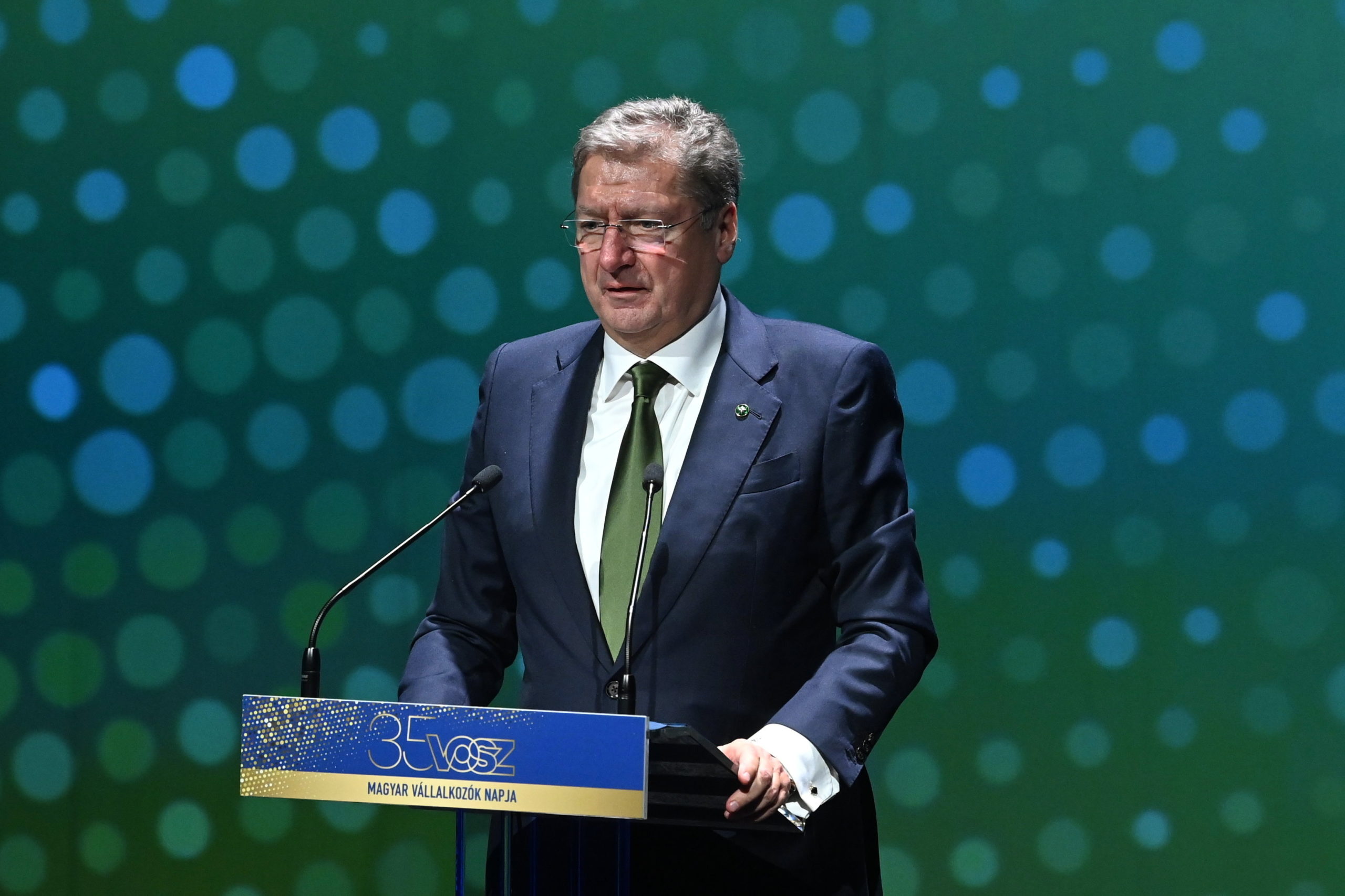 Parragh László: Minden okunk megvan az optimizmusra