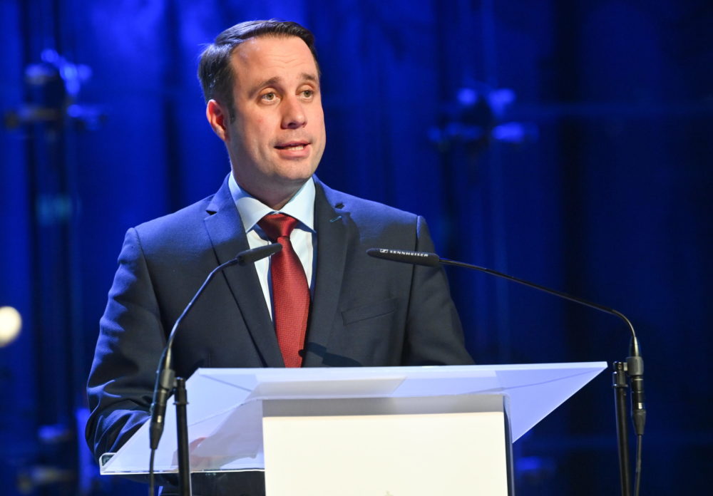 Dömötör Csaba: A válságok ellenére rekordközeli szinten a turizmus