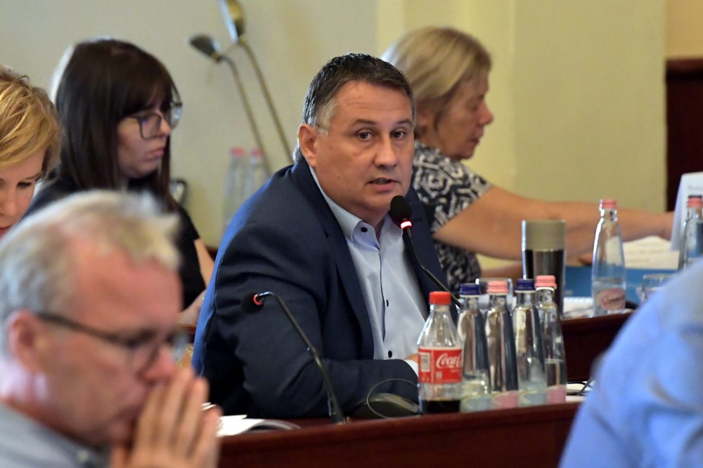 Kovács Péter: Felháborító, hogy Karácsony a munka helyett a pártpolitikát választotta