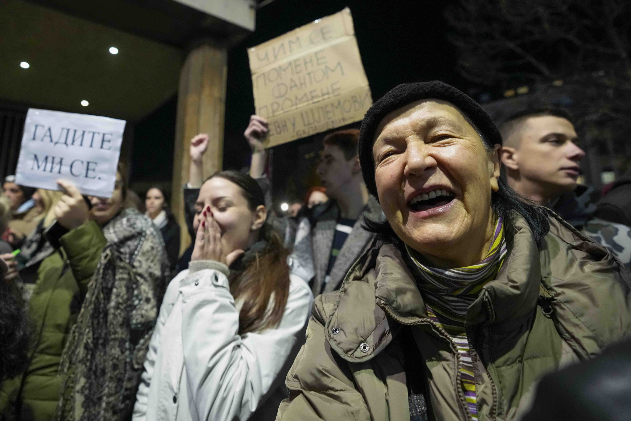 Nem nyugszik a külföldről támogatott szerbiai ellenzék