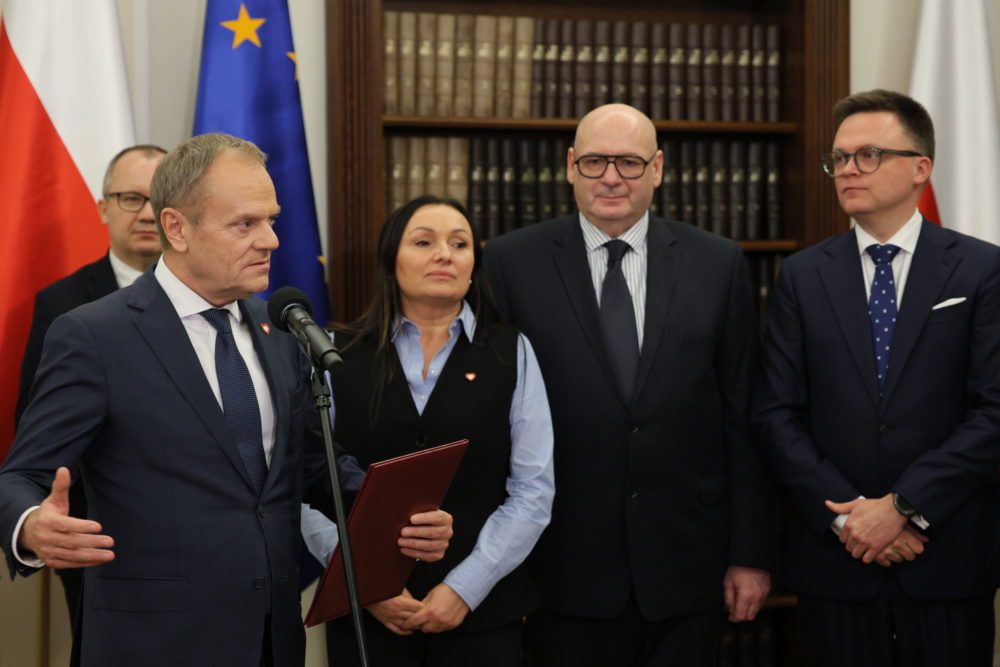 Érvénytelenül fosztotta meg mandátumától a lengyel kormány a volt belügyminisztert