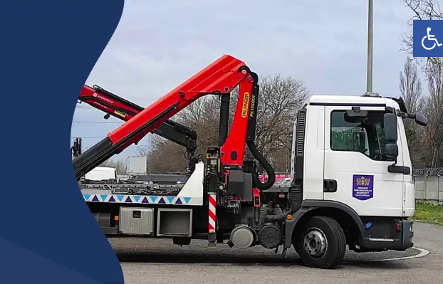 Megkezdték az alsó rakpartokon hagyott járművek elszállítását