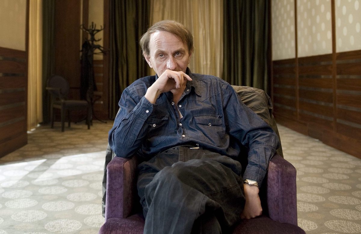 Megsemmisülésünk bús düledékein