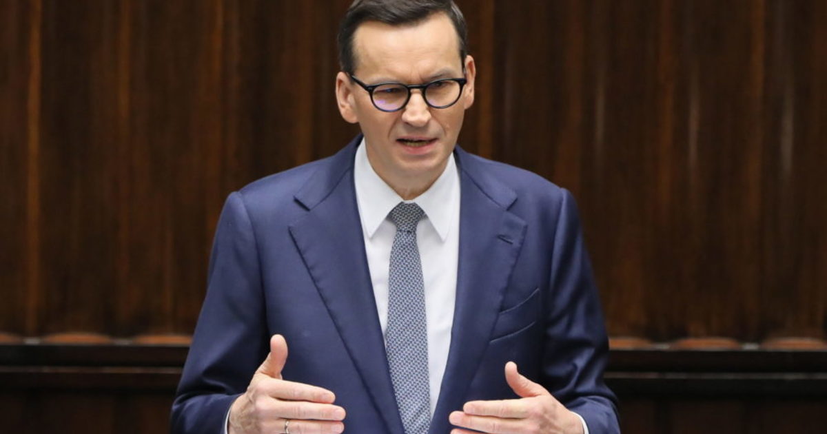 Mateusz Morawiecki: El a kezekkel a lengyel gyermekektől!