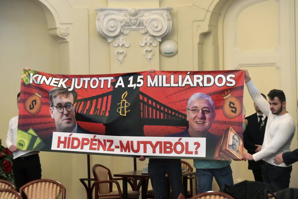 „Hídpénzmutyival” vádolja a Fidelitas a főváros baloldali vezetését