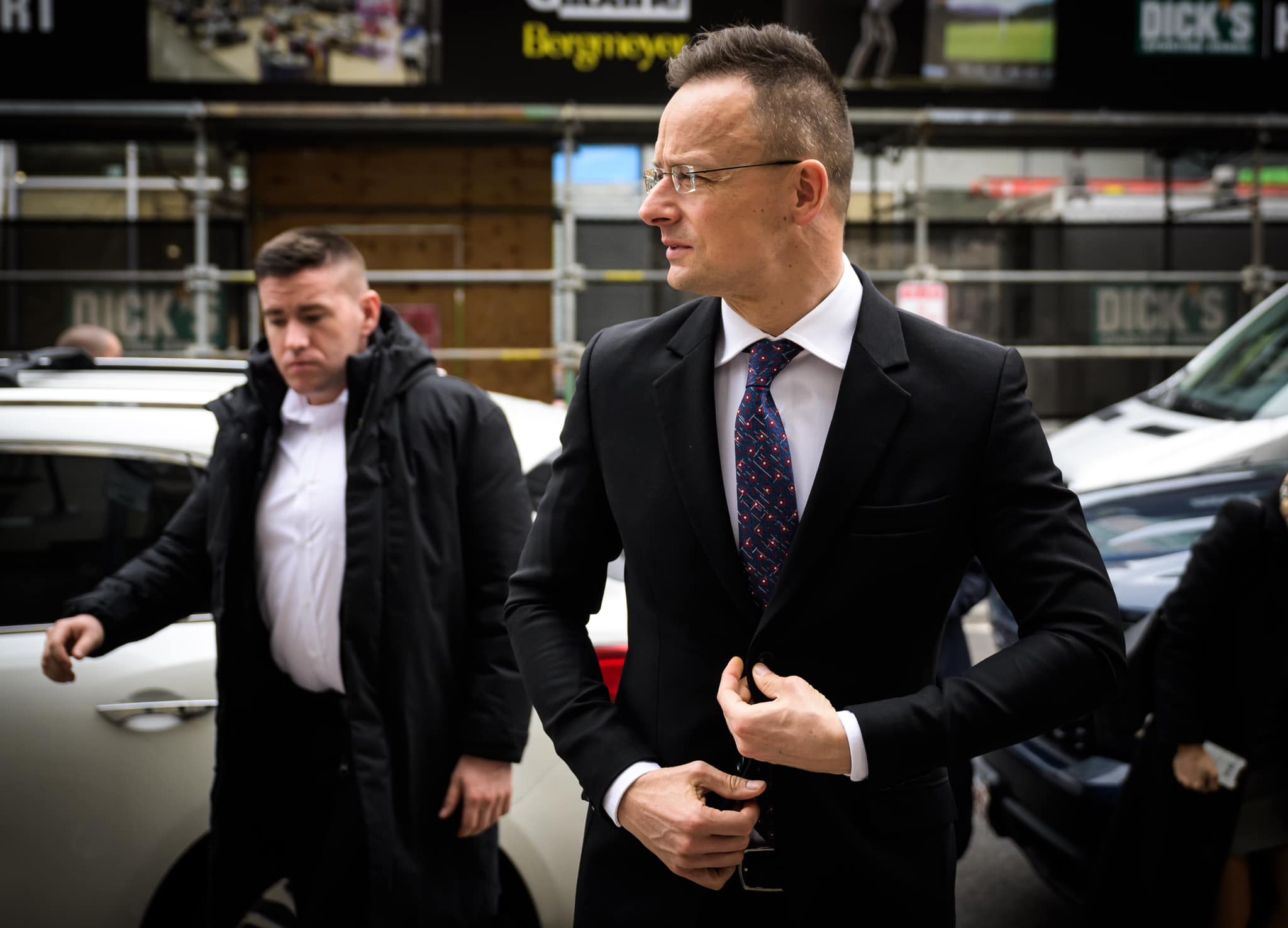 A magyar kormány azt mondja, amit tesz, és azt teszi, amit mond