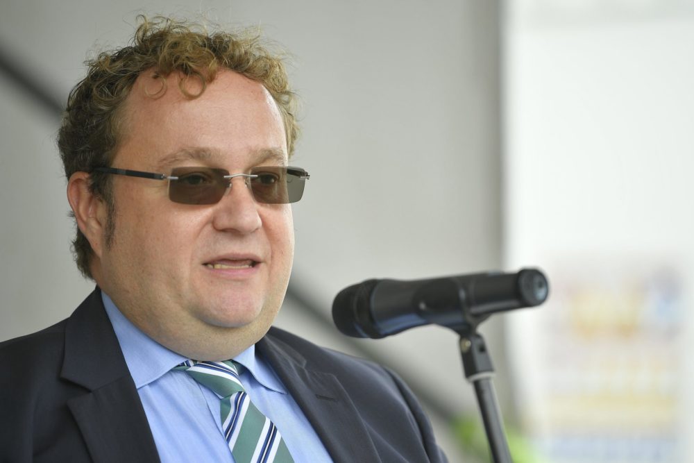 Ifj. Chikán Attila: Nem lehet eltekinteni a földgáz használatától