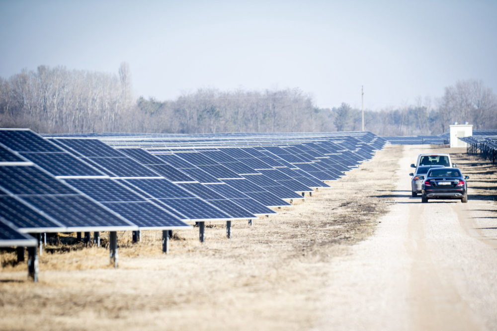 Belátható közelségbe került a korábbi 2030-as napenergiás célszám